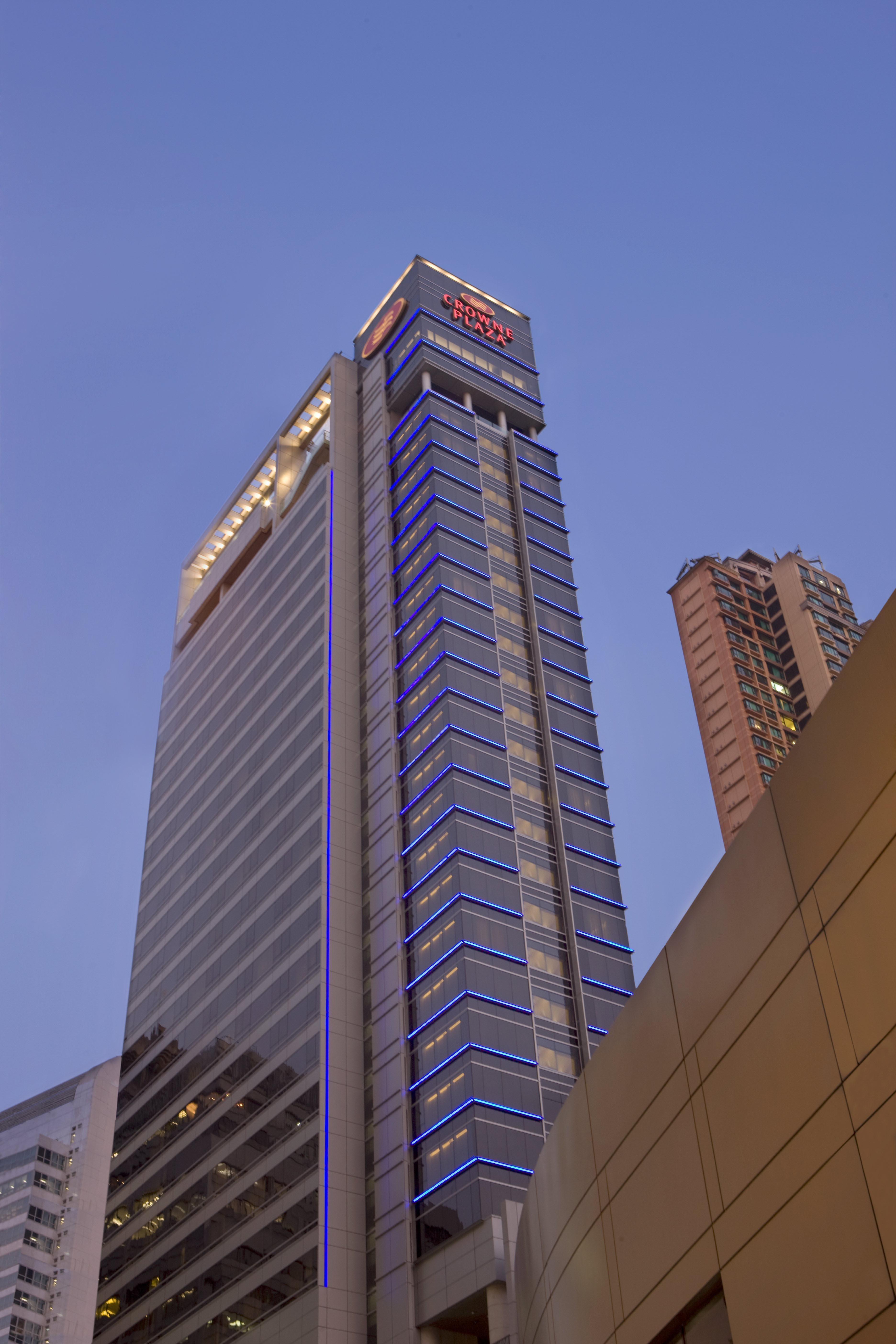 Crowne Plaza Hong Kong Causeway Bay By Ihg Otel Dış mekan fotoğraf